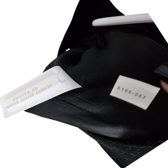 Ann Taylor Capri Length Wool Blend Pants Size 6 - Picture 7 of 7